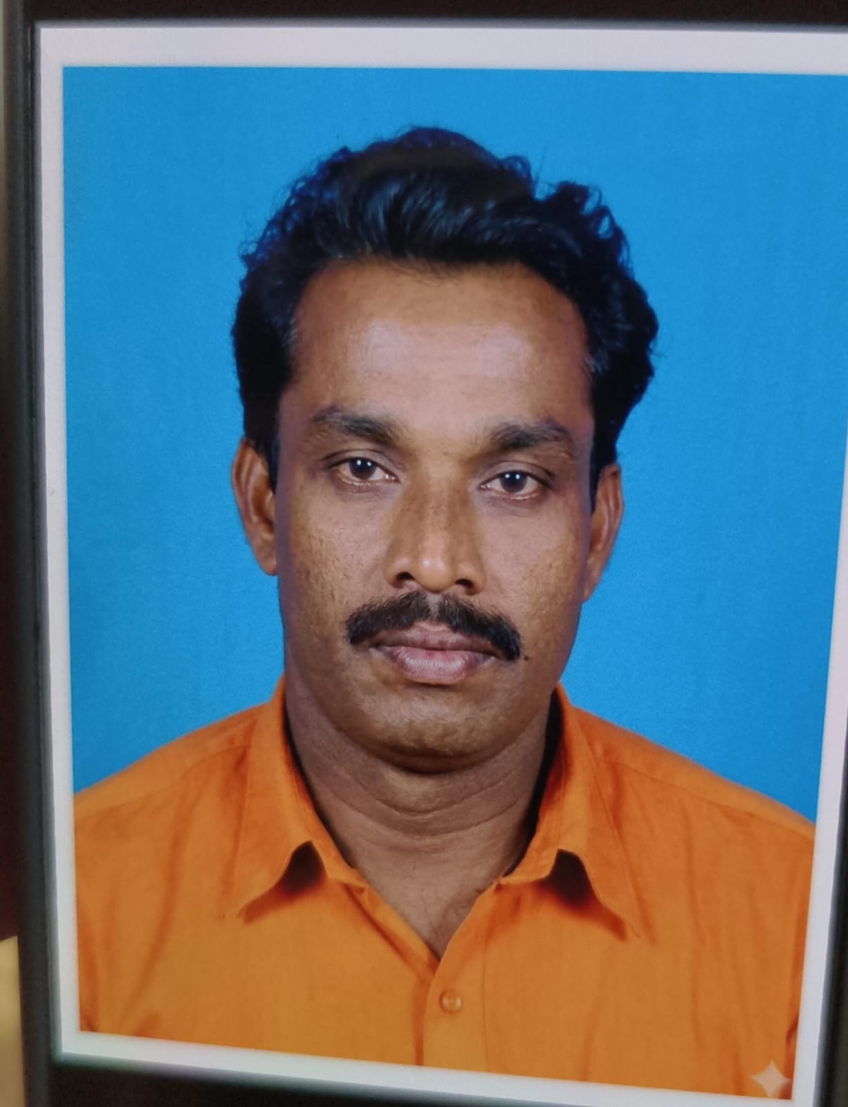 കാർ ഓട്ടോറിക്ഷയിൽ ഇടിച്ചുണ്ടായ അപകടത്തിൽ  ഓട്ടോ ഡ്രൈവർ മരണമടഞ്ഞു